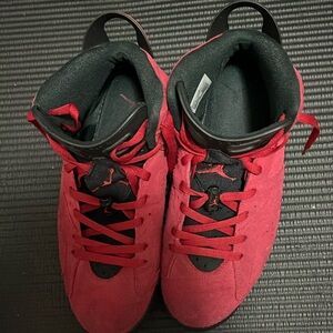 Jordan 6 red retro Toro bravo size 12